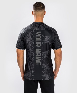 Venum UFC Adrenaline by Venum Personalized Authentic Fight Night Walkout Miesten T-Paita Mustat | 69502-RIMS | Suomi