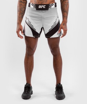 Venum UFC Authentic Fight Night Lyhyt Fit Miesten Nyrkkeilyshortsit Valkoinen | 82057-XPDE | Suomi