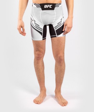 Venum UFC Authentic Fight Night Vale Lyhyt Fit Tudo (Compression) Miesten Shortsit Valkoinen | 70439-GJMQ | Suomi