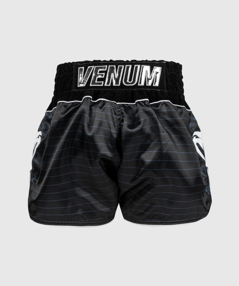 Venum Attack Miesten Muay Thai Shortsit Mustat Hopea | 04653-OTZH | Suomi