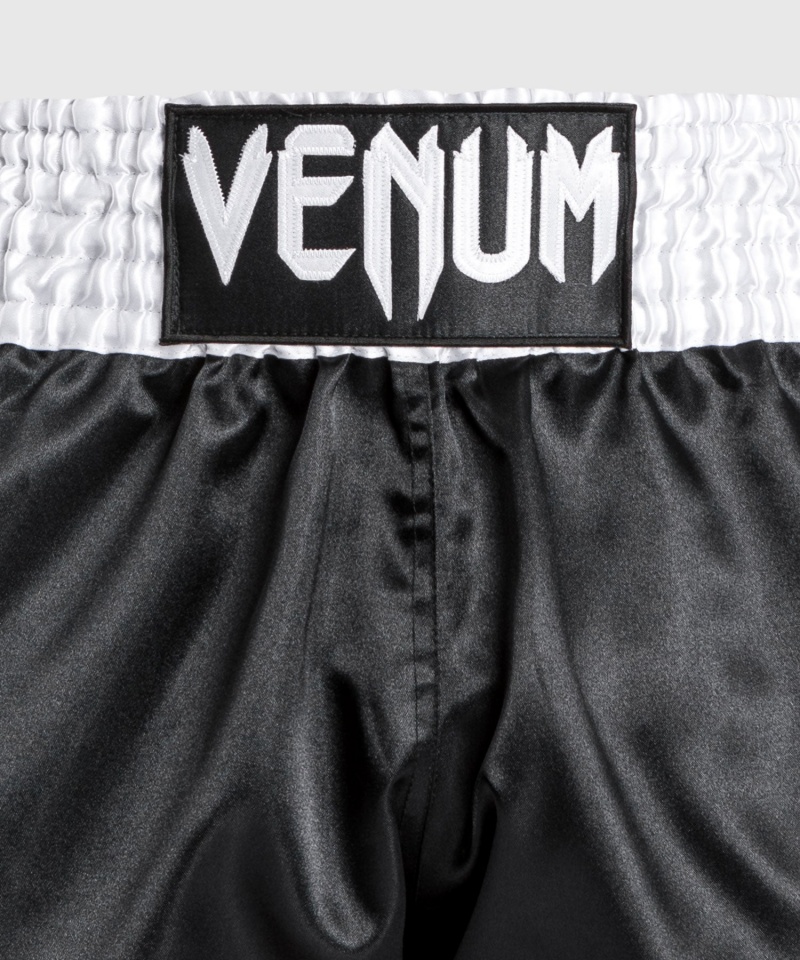 Venum Classic Miesten Muay Thai Shortsit Mustat Valkoinen | 63509-SWXQ | Suomi