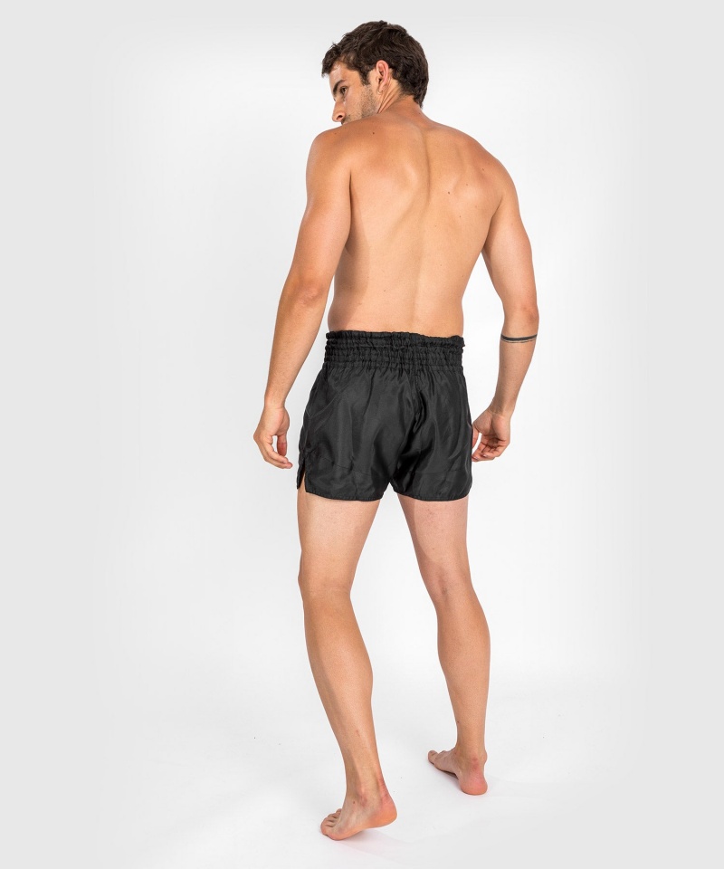 Venum Classic Miesten Muay Thai Shortsit Mustat | 40571-TSUZ | Suomi