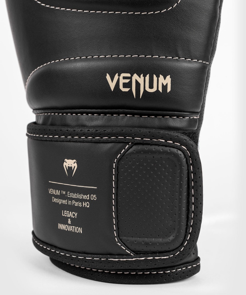 Venum Impact Evo(Muay Thai) Miesten Nyrkkeilyhanskat Mustat | 23591-INUJ | Suomi