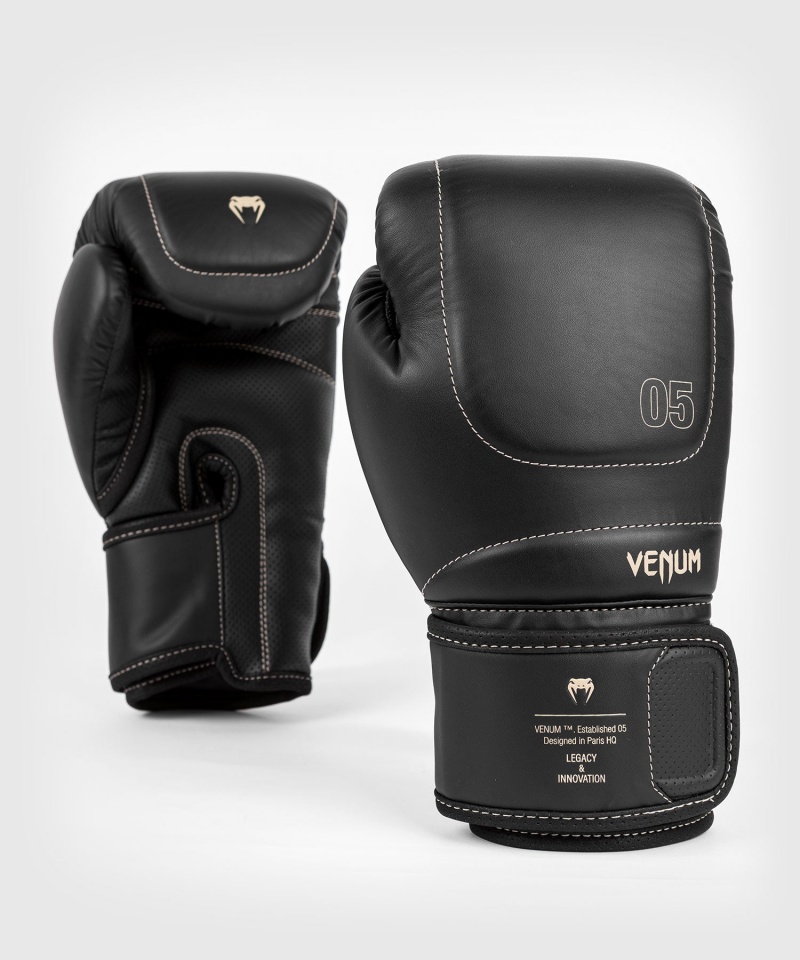 Venum Impact Evo(Muay Thai) Miesten Nyrkkeilyhanskat Mustat | 23591-INUJ | Suomi