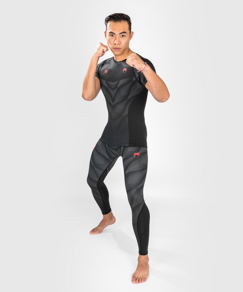 Venum Phantom Lyhyt Sleeves Miesten MMA Rashguard Mustat Punainen | 17392-ZLQF | Suomi