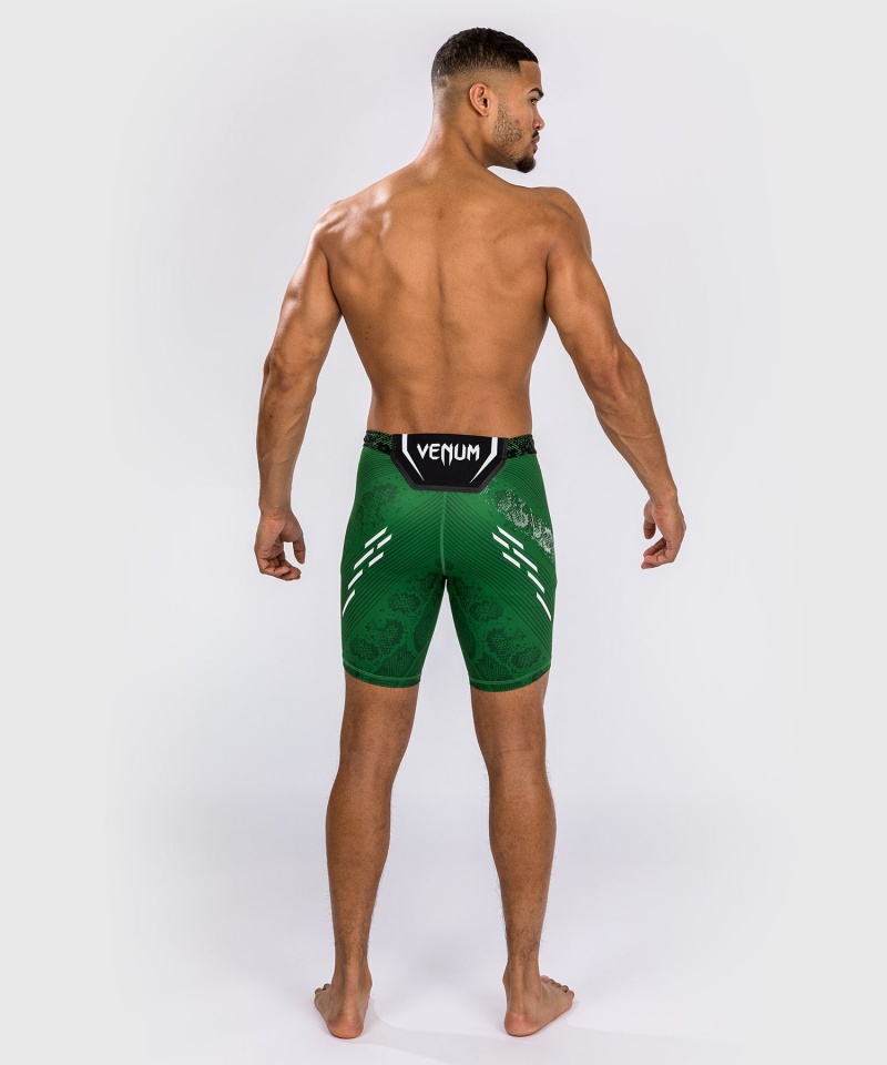 Venum UFC Adrenaline by Venum Authentic Fight Night Vale Tudo(Compression) Miesten Shortsit Vihreä | 32504-LARX | Suomi