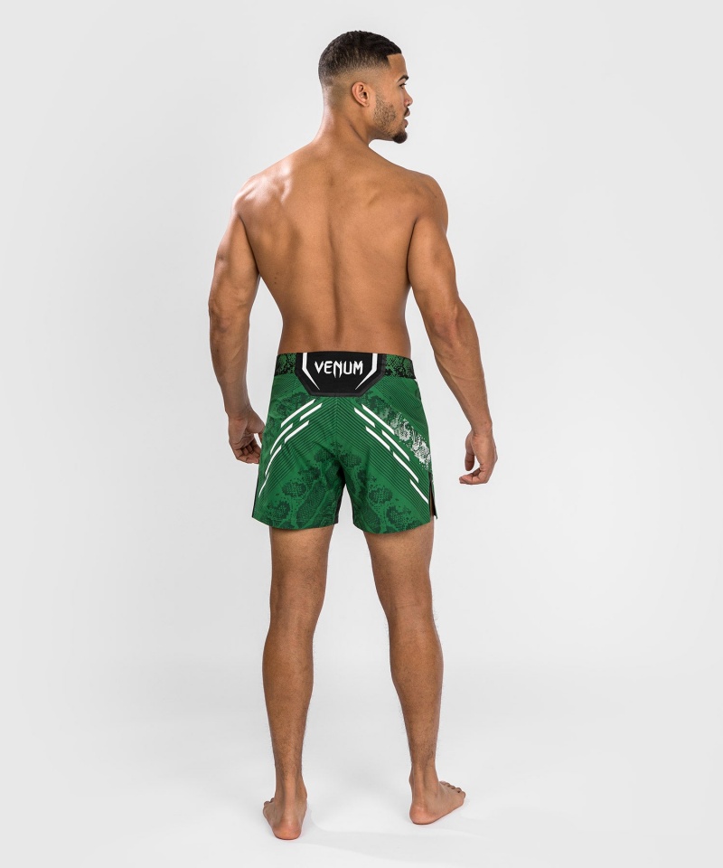 Venum UFC Adrenaline by Venum Authentic Fight Night Lyhyt Fit Miesten Nyrkkeilyshortsit Vihreä | 83796-HQRB | Suomi