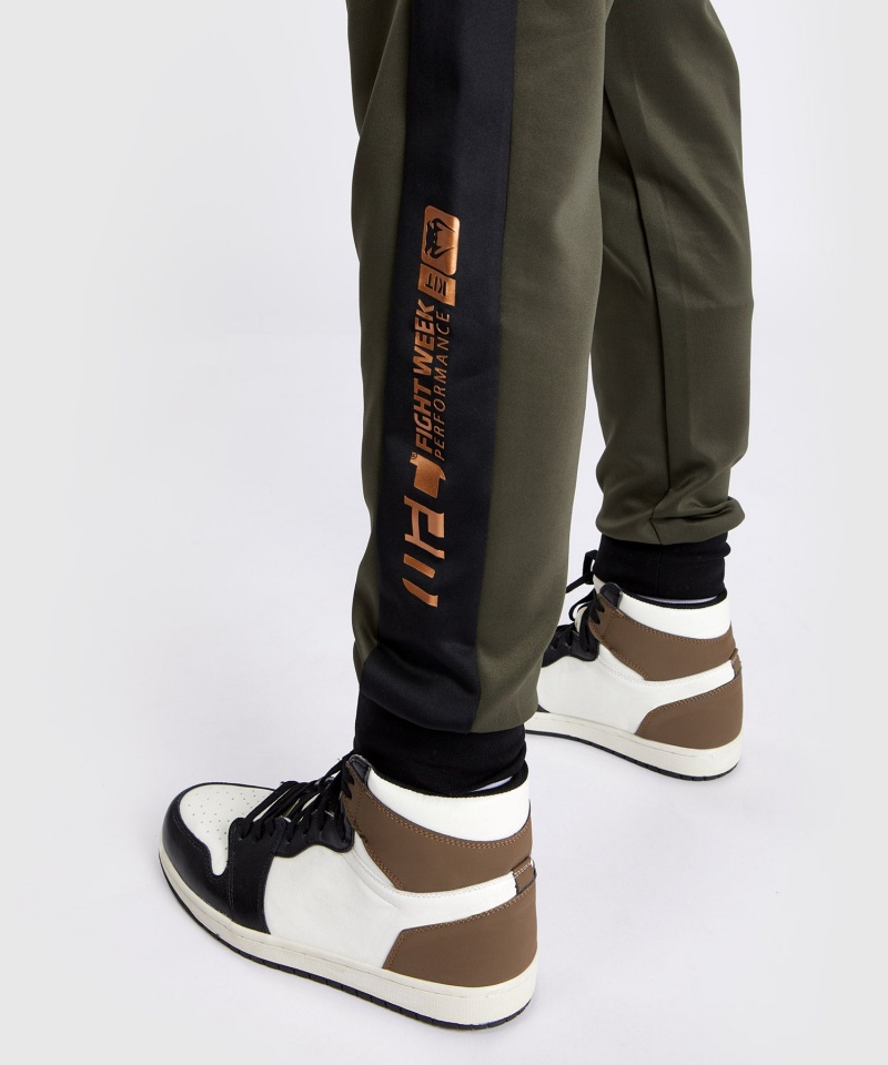 Venum UFC Adrenaline by Venum Fight Week Performance Miesten Jogger Housut Khaki | 93064-COZB | Suomi