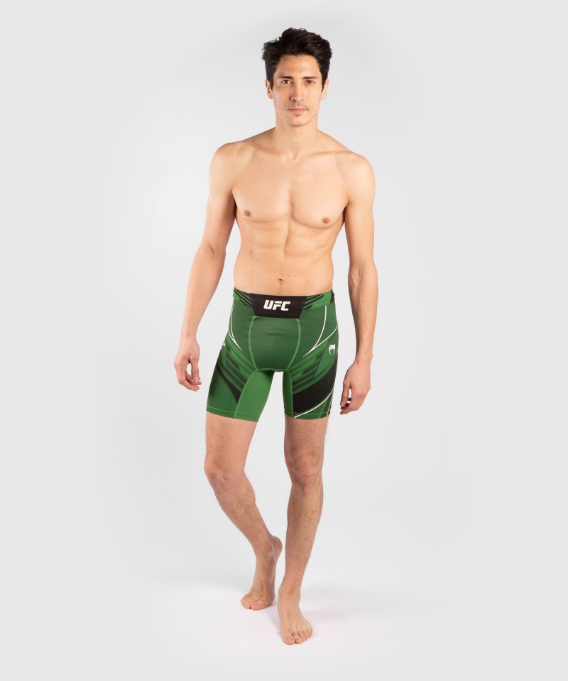 Venum UFC Authentic Fight Night Vale Lyhyt Fit Tudo (Compression) Miesten Shortsit Vihreä | 63749-FVMR | Suomi