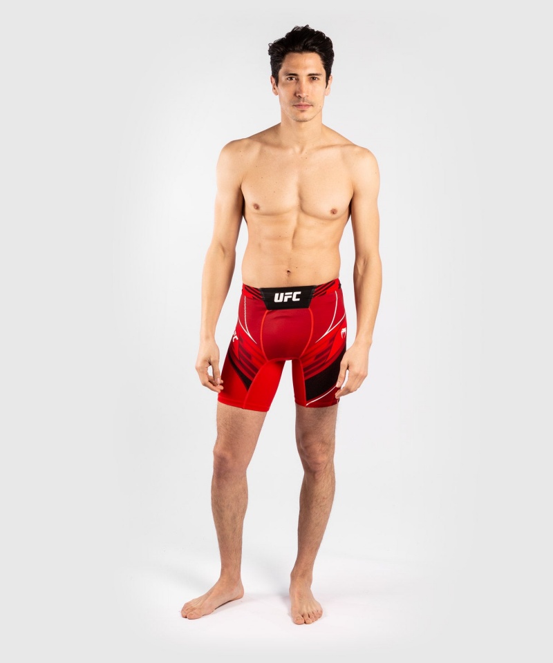 Venum UFC Authentic Fight Night Vale Lyhyt Fit Tudo (Compression) Miesten Shortsit Punainen | 01829-URZW | Suomi