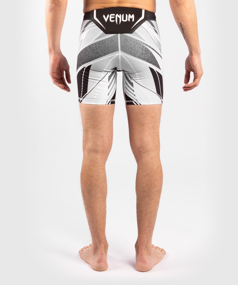 Venum UFC Authentic Fight Night Vale Lyhyt Fit Tudo (Compression) Miesten Shortsit Valkoinen | 70439-GJMQ | Suomi