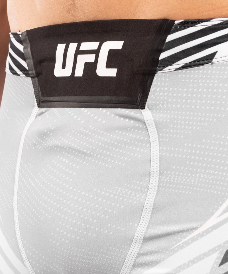 Venum UFC Authentic Fight Night Vale Lyhyt Fit Tudo (Compression) Miesten Shortsit Valkoinen | 70439-GJMQ | Suomi