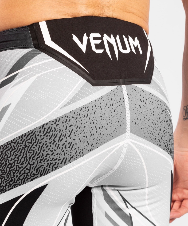 Venum UFC Authentic Fight Night Vale Lyhyt Fit Tudo (Compression) Miesten Shortsit Valkoinen | 70439-GJMQ | Suomi