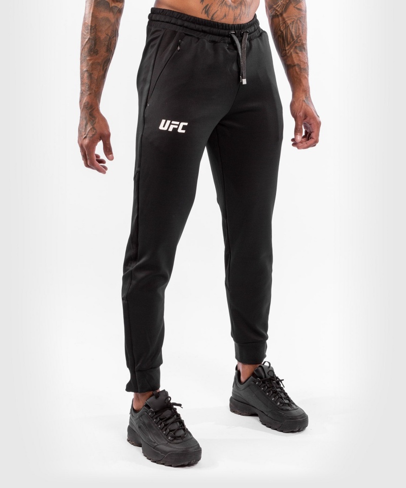 Venum UFC Authentic Fight Night Walkout Miesten Collegehousut Mustat | 50318-CGHX | Suomi