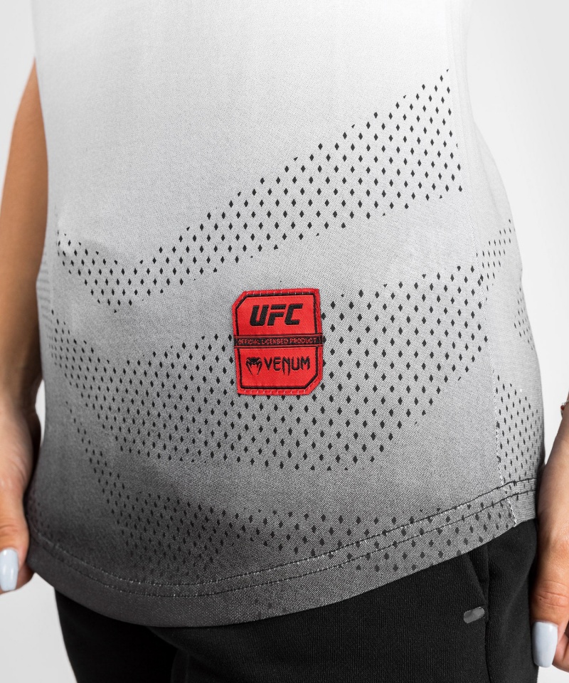 Venum UFC Authentic Fight Week 2 Lyhyt Sleeve Naisten T-Paita Valkoinen | 20815-AXBK | Suomi